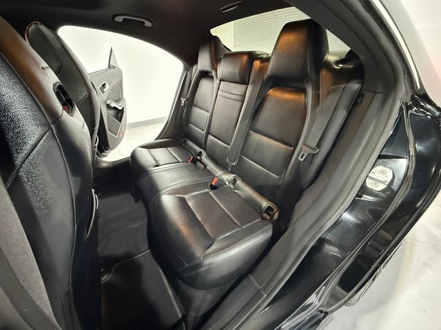 M-BENZ賓士 CLA250  第6張相片