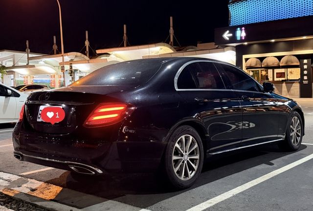 M-BENZ賓士 E220D  第2張相片