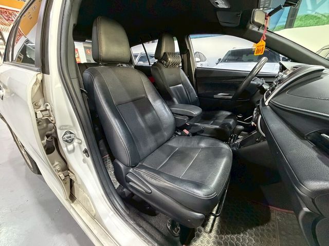 TOYOTA豐田 YARIS  第4張相片