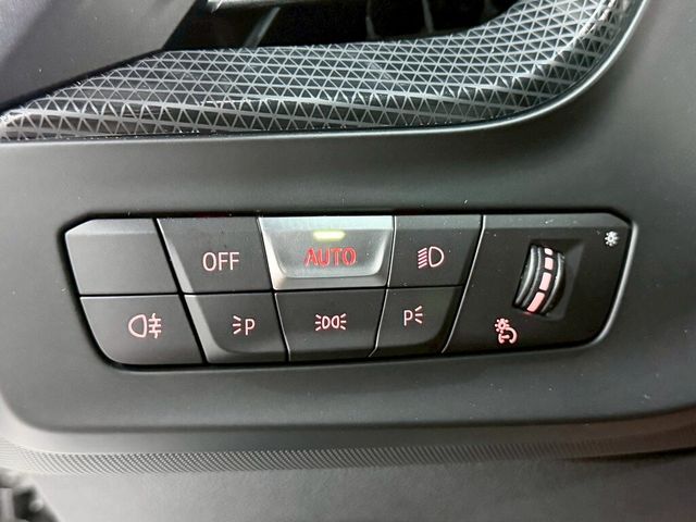 BMW寶馬 218I  第13張相片