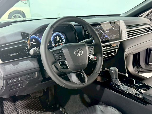 TOYOTA豐田 CAMRY  第5張相片