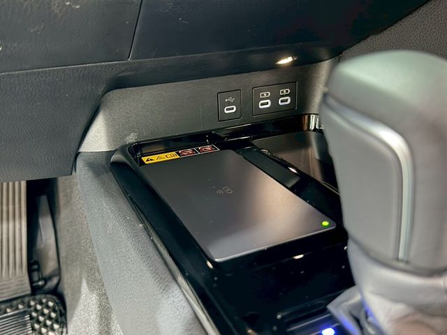 TOYOTA豐田 CAMRY  第11張相片