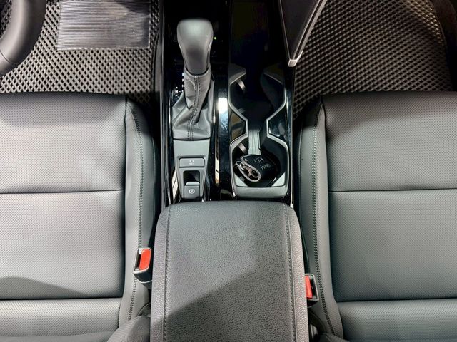 TOYOTA豐田 CAMRY  第16張相片