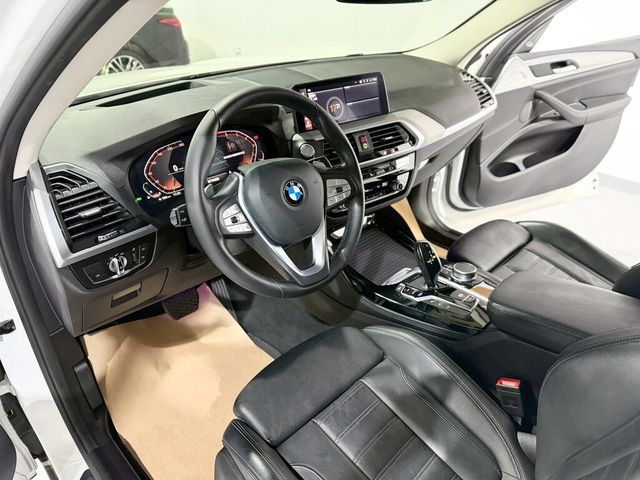 BMW寶馬 X4 XDRIVE20I  第5張相片