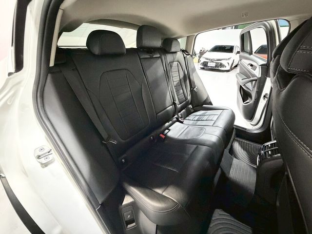 BMW寶馬 X4 XDRIVE20I  第6張相片