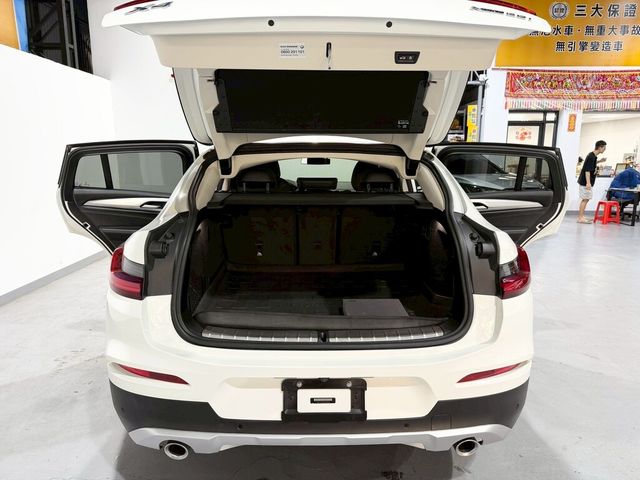 BMW寶馬 X4 XDRIVE20I  第16張相片