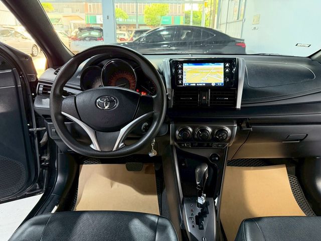 TOYOTA豐田 YARIS  第13張相片