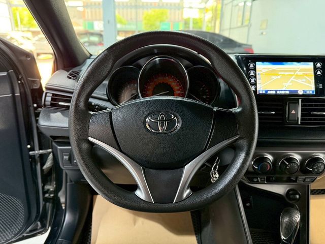 TOYOTA豐田 YARIS  第14張相片