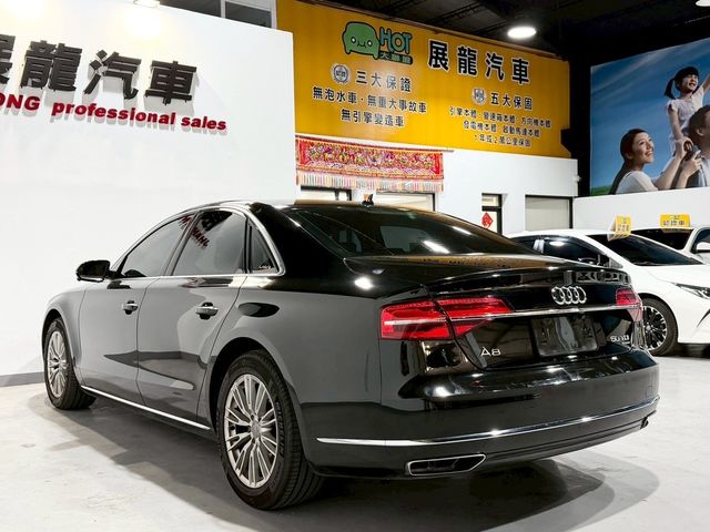 AUDI奧迪 A8  第18張相片