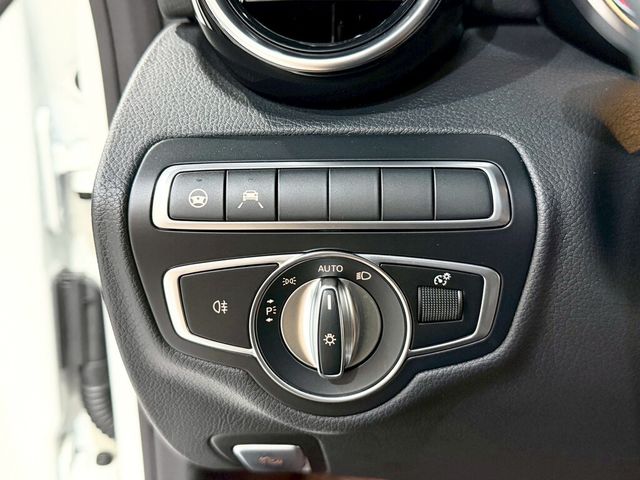 M-BENZ賓士 C180  第14張相片