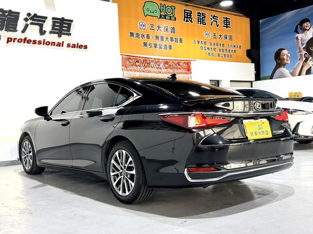 LEXUS凌志 ES300H  第20張相片