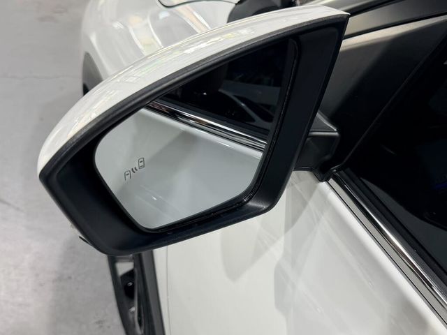 TOYOTA豐田 YARIS CROSS  第16張相片
