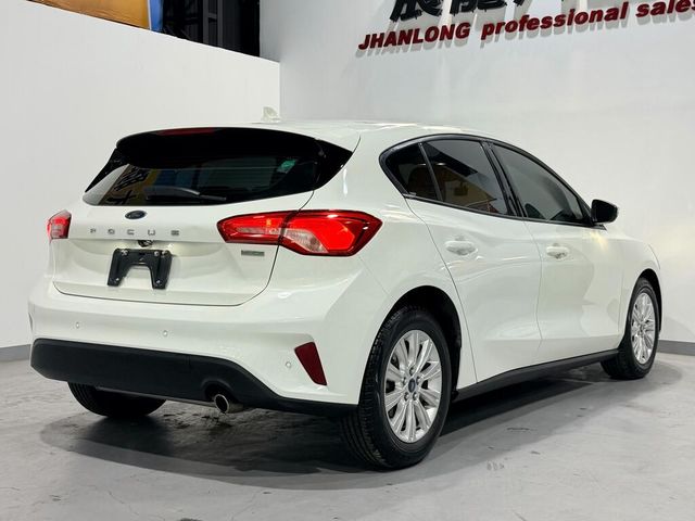 FORD福特 FOCUS  第19張相片