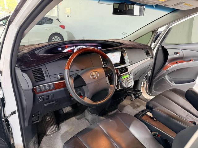 TOYOTA豐田 PREVIA  第3張相片