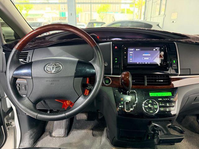TOYOTA豐田 PREVIA  第13張相片