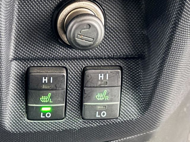 TOYOTA豐田 PREVIA  第14張相片