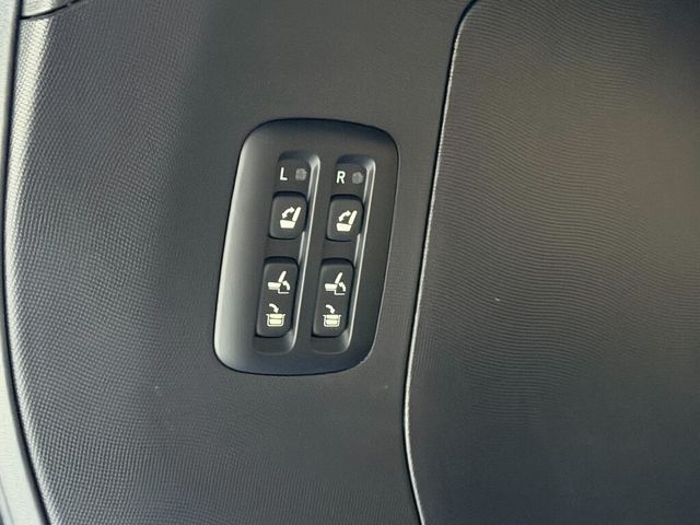 TOYOTA豐田 PREVIA  第16張相片