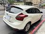 2013年FORD 1.6 FOCUS 僅跑9萬公里/藍芽/自動雨刷/電折後視鏡/恆溫系統  第5張縮圖