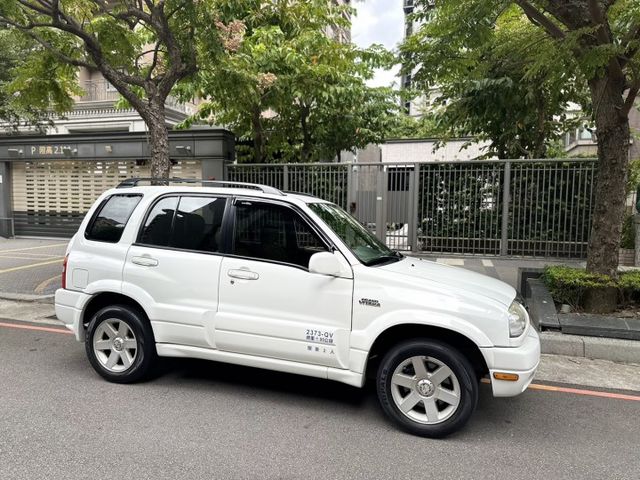 2007年SUZUKI 2.0 VITARA 僅跑14萬公里 車庫車 車況超優  第1張相片
