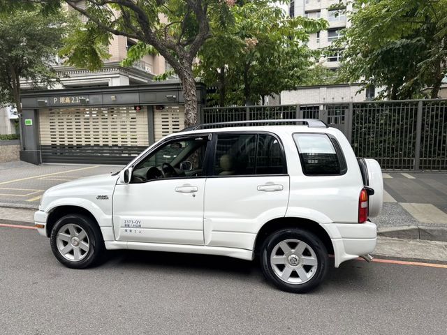 2007年SUZUKI 2.0 VITARA 僅跑14萬公里 車庫車 車況超優  第2張相片