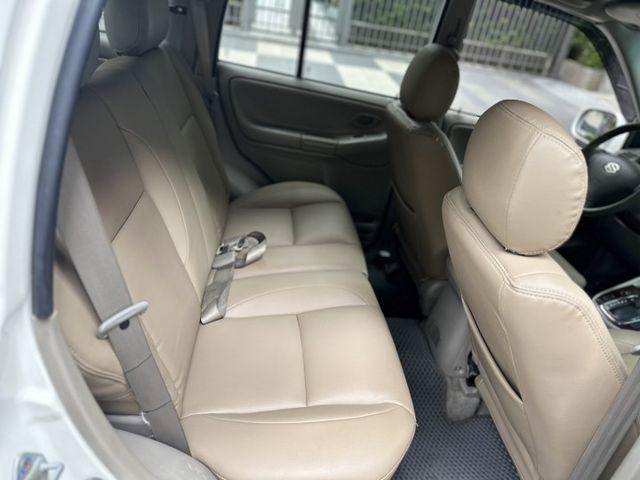 2007年SUZUKI 2.0 VITARA 僅跑14萬公里 車庫車 車況超優  第7張相片