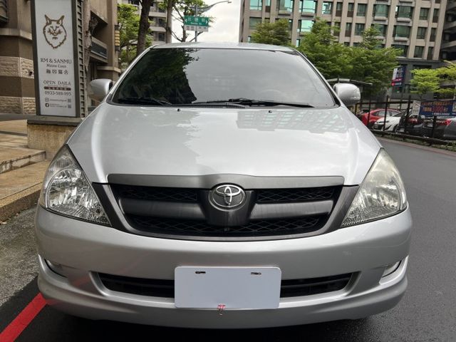 2015年TOTOTA 2.0 INNOVA 車況超優  第2張相片