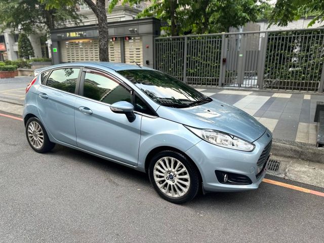 2015年FORD 1.0 FIESTA S版 僅跑10萬公里 原版件 恆溫 I-KEY  第1張相片