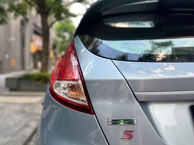 2015年FORD 1.0 FIESTA S版 僅跑10萬公里 原版件 恆溫 I-KEY  第7張相片