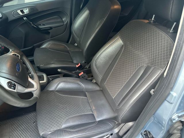 2015年FORD 1.0 FIESTA S版 僅跑10萬公里 原版件 恆溫 I-KEY  第8張相片