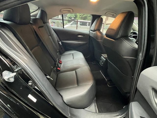 2023年TOYOTA ALTIS 僅跑2萬多公里 跟新的一樣 原版件~  第9張相片