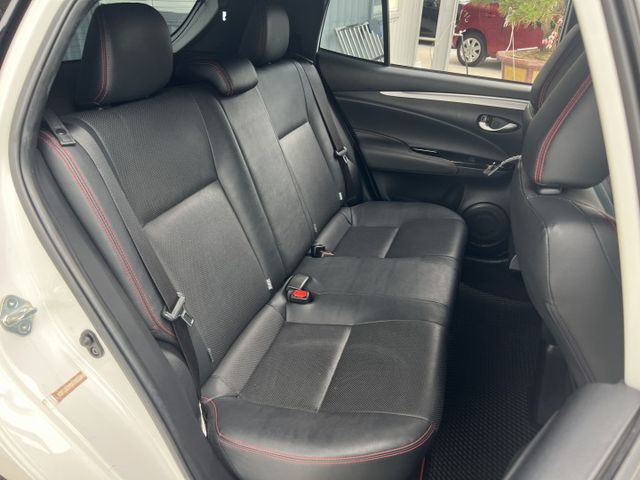市場稀有 S版 Yaris！ 里程僅跑 5.9 萬公里 前後碟煞 第三方認證 原版件  第9張相片