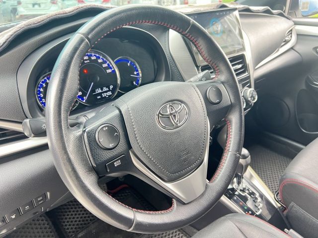 市場稀有 S版 Yaris！ 里程僅跑 5.9 萬公里 前後碟煞 第三方認證 原版件  第11張相片