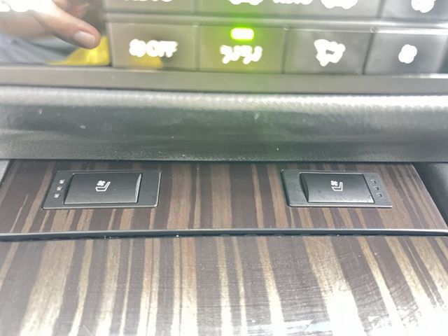 旗艦豪華房車到店！2012年 LEXUS GS250  2.0L 自然進氣｜一手精品好車  第16張相片