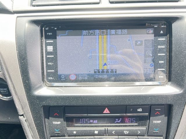 2018年 TOYOTA 2.0 CAMRY 僅跑12萬公里 / I-KEY / 恆溫 / 導航 / 定速 / 原版件  第13張相片