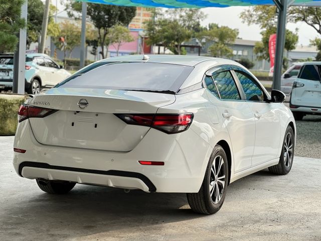 2021年NISSAN 1.6 SENTRA 尊爵版 僅跑4萬公里 / 原版件 / 跟車 / CAR PLAY / 環景  第5張相片