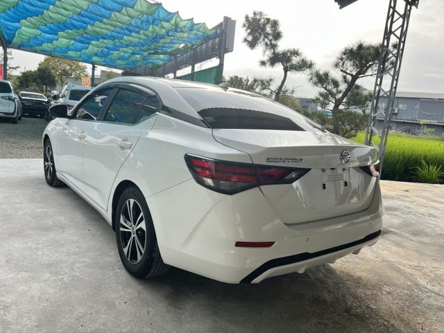 2021年NISSAN 1.6 SENTRA 尊爵版 僅跑4萬公里 / 原版件 / 跟車 / CAR PLAY / 環景  第6張相片