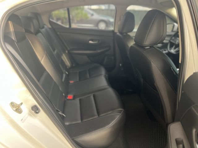 2021年NISSAN 1.6 SENTRA 尊爵版 僅跑4萬公里 / 原版件 / 跟車 / CAR PLAY / 環景  第9張相片