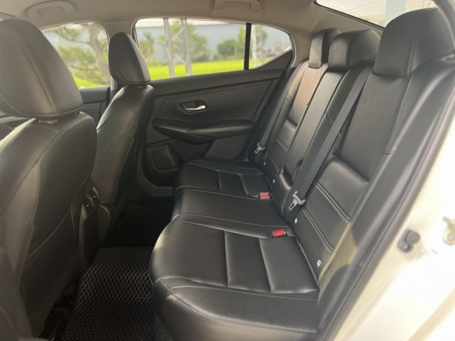 2021年NISSAN 1.6 SENTRA 尊爵版 僅跑4萬公里 / 原版件 / 跟車 / CAR PLAY / 環景  第10張相片