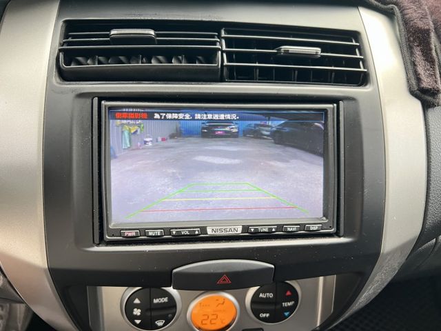 2013年 NISSAN LIVINA 1.6 一手車、原版件、代步首選好車  第15張相片