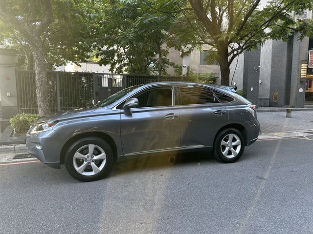 2012年LEXUS 3.5 RX350 4WD 僅跑12萬公里 原版件 全景天窗  第2張相片