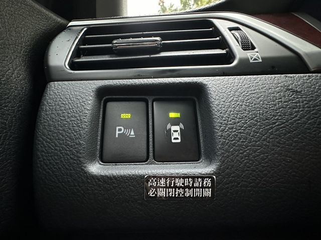 2012年TOYOTA 2.0 CAMRY  僅跑10萬公里 全車原版件 車庫車 車況超優  第12張相片