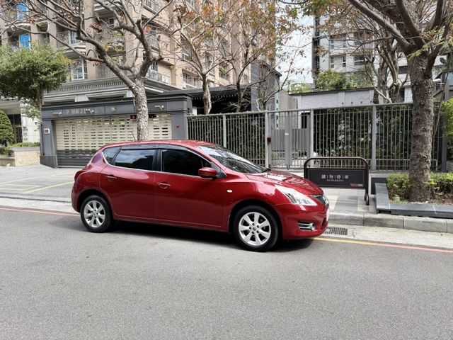 2015年NISSAN 1.6 TIIDA 僅跑9.5萬公里 全原廠保養  第5張相片