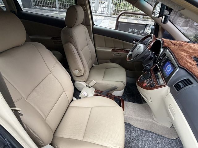 2005年TOYOATA WISH 雙天窗 電動椅 循跡 便宜賣了  第8張相片