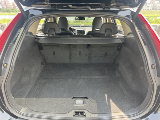 2011年VOLVO XC60 T5 僅跑9.2萬公里  第11張相片