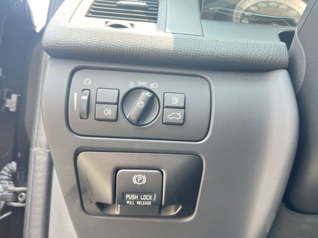 2011年VOLVO XC60 T5 僅跑9.2萬公里  第17張相片