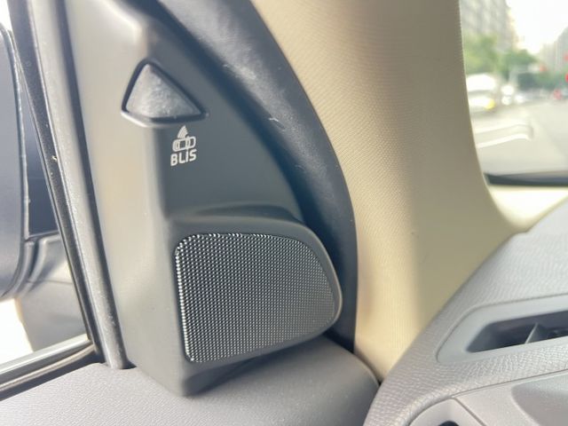 2011年VOLVO XC60 T5 僅跑9.2萬公里  第19張相片