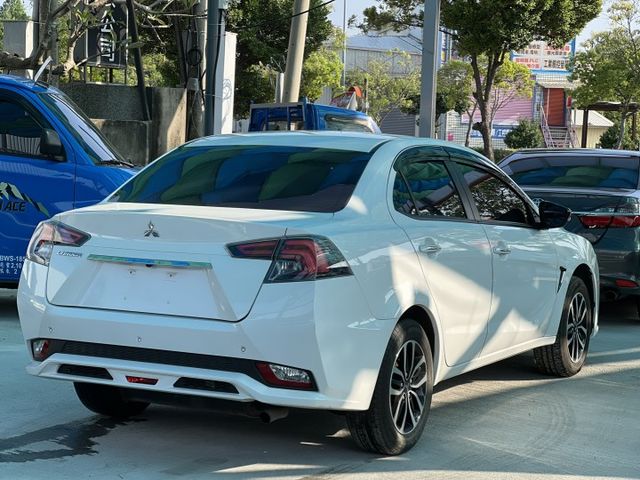 2021年三菱 1.8 LANCER 僅跑6萬公里 原版件  第5張相片