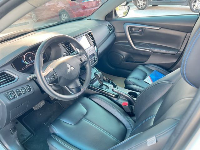 2021年三菱 1.8 LANCER 僅跑6萬公里 原版件  第11張相片