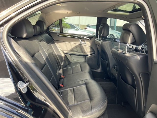 2012年 BENZ 1.8  E200 價格實惠  入手門檻超親民！  第9張相片