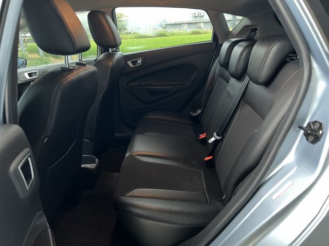 2015年FORD 1.0 FIESTA S版 僅跑10萬公里 原版件 恆溫 I-KEY  第10張相片